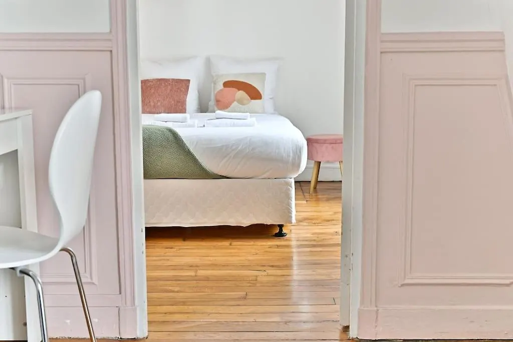 Magnifique Appartement Rose A #Garemontparnasse Paris Daire