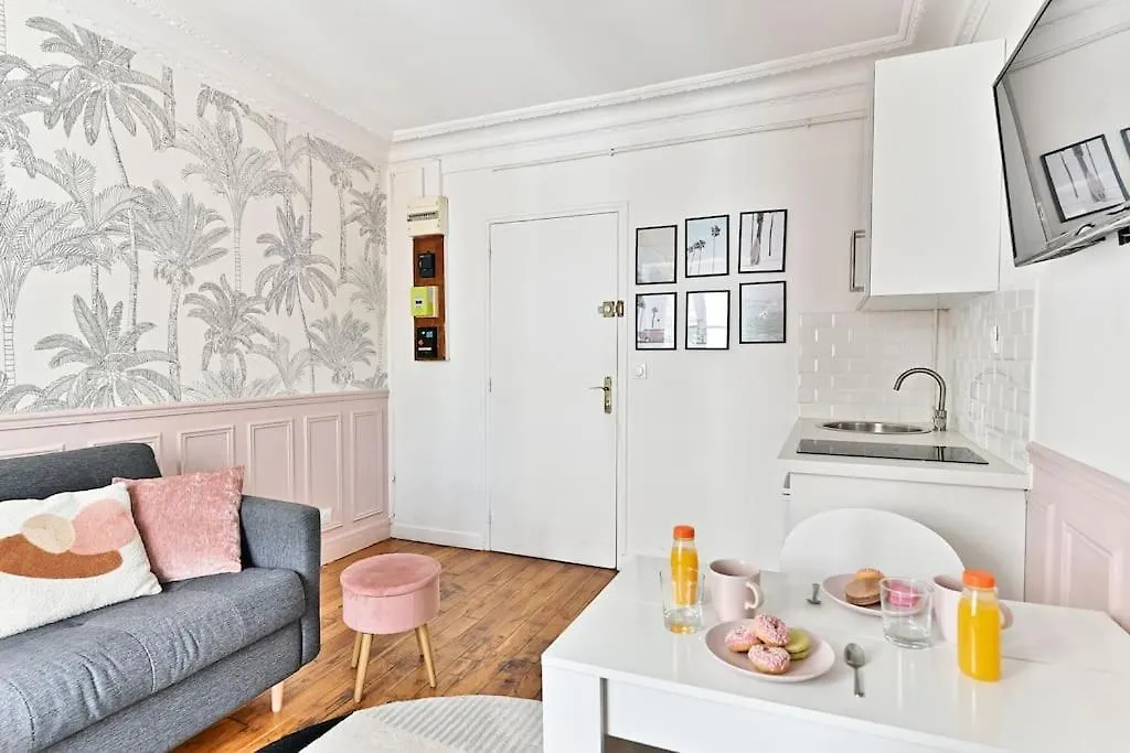 Magnifique Appartement Rose A #Garemontparnasse Paris France
